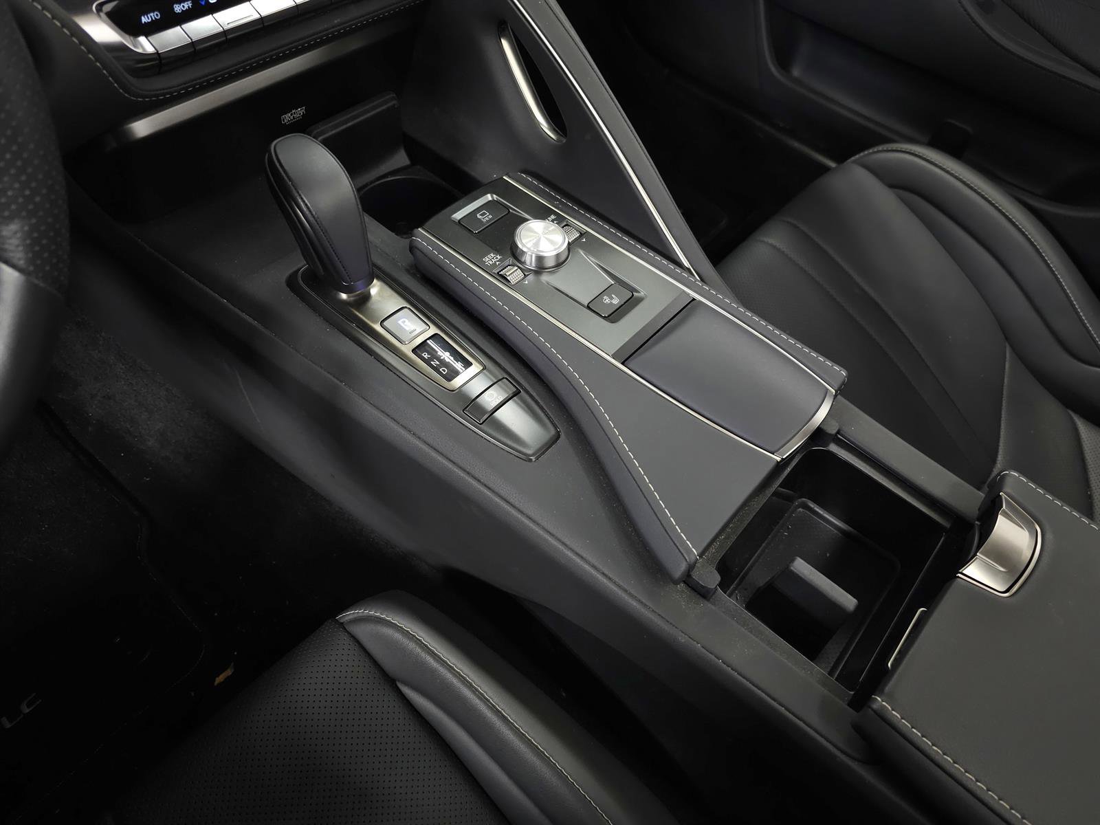 Certified 2024 Lexus LC 500 Convertible w/ Touring Package image 32