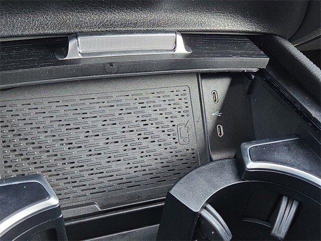 Used 2025 Mercedes-Benz GLE 350 4MATIC image 16