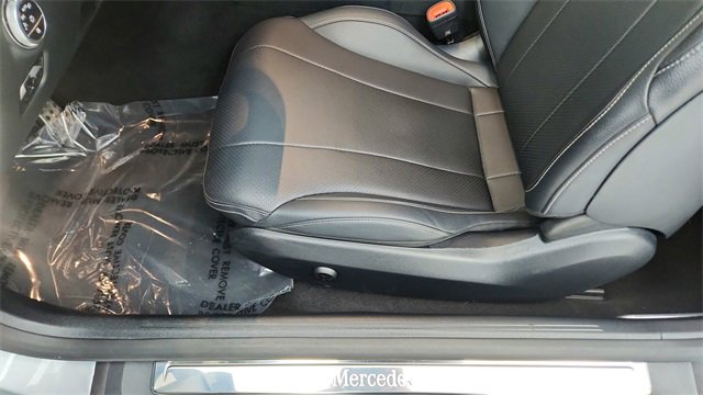 Used 2025 Mercedes-Benz CLE 300 4MATIC Cabriolet image 36