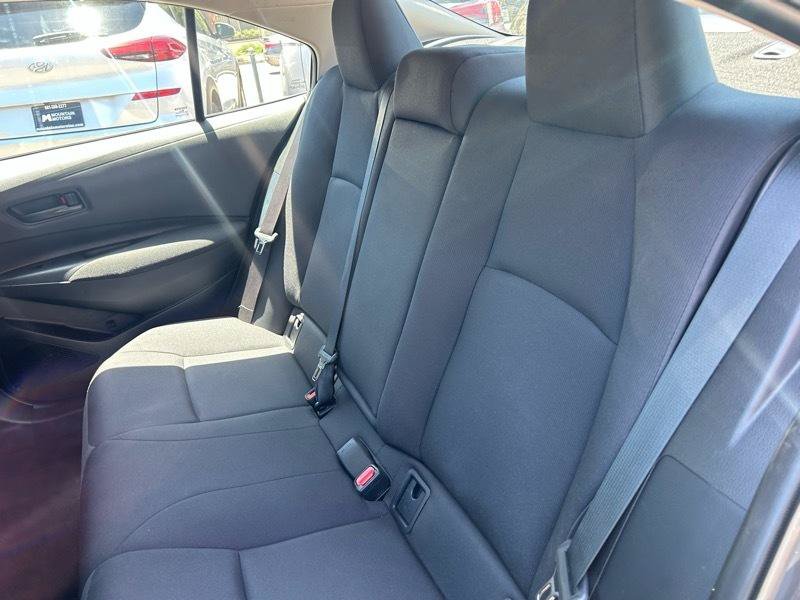 Used 2025 Toyota Corolla LE FWD image 15