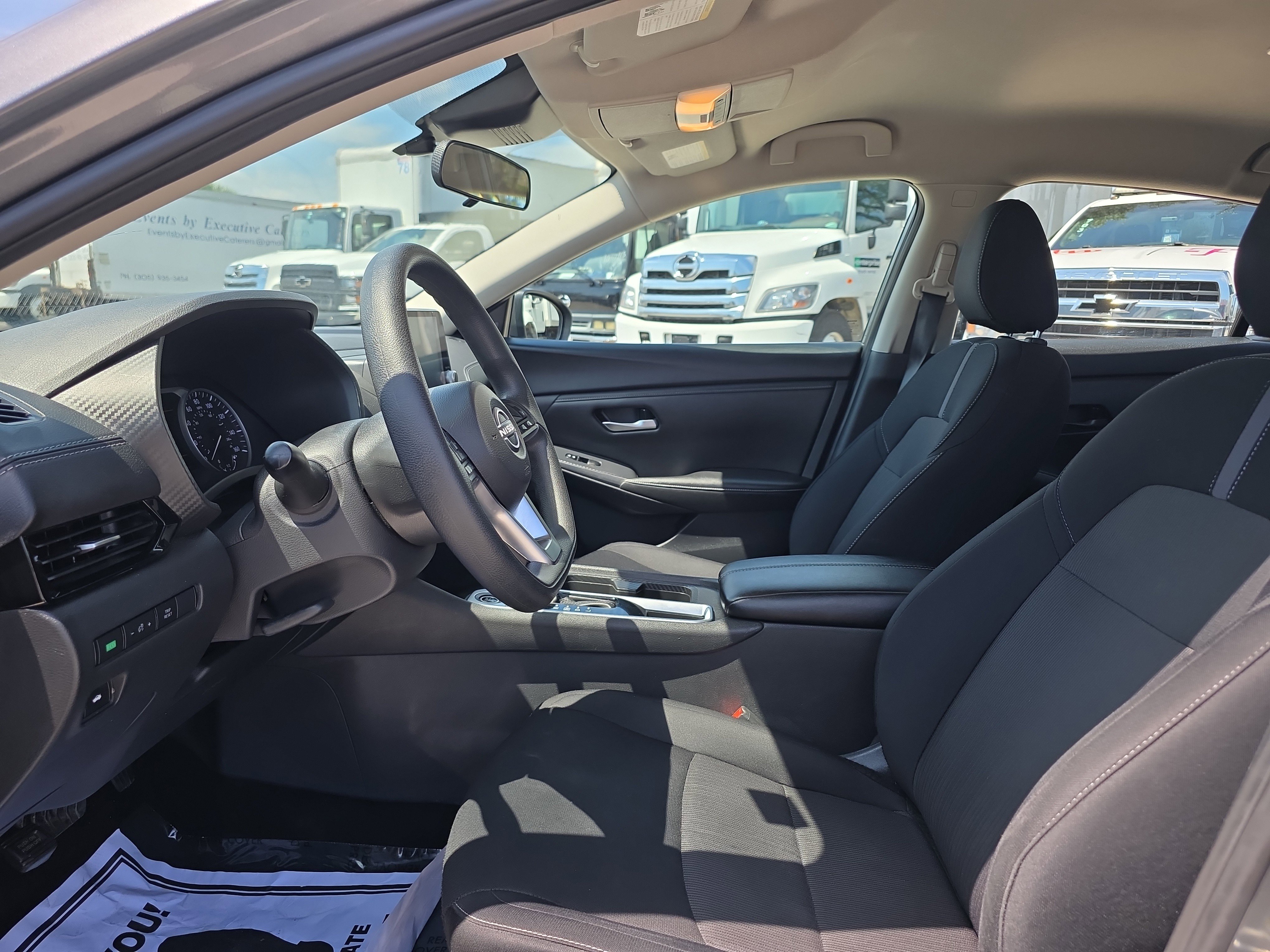 Used 2024 Nissan Sentra SV image 25