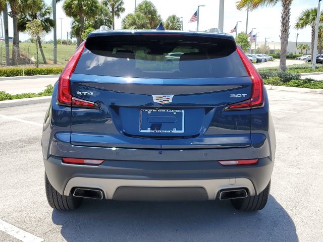 Used 2019 Cadillac XT4 Premium Luxury w/ Driver Awareness Package FWD image 6