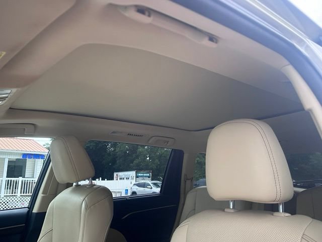 Used 2014 Toyota Highlander Limited Platinum FWD image 18