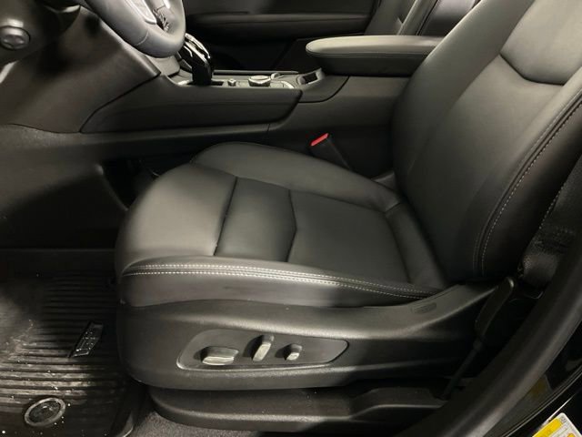 Used 2025 Cadillac XT5 Premium Luxury w/ Technology Package image 27