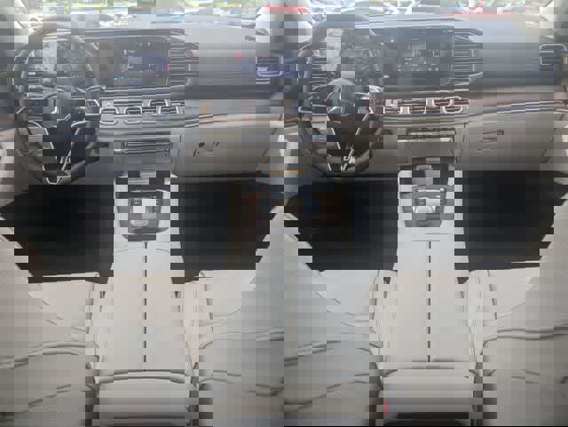 Used 2025 Mercedes-Benz GLE 350 4MATIC image 15