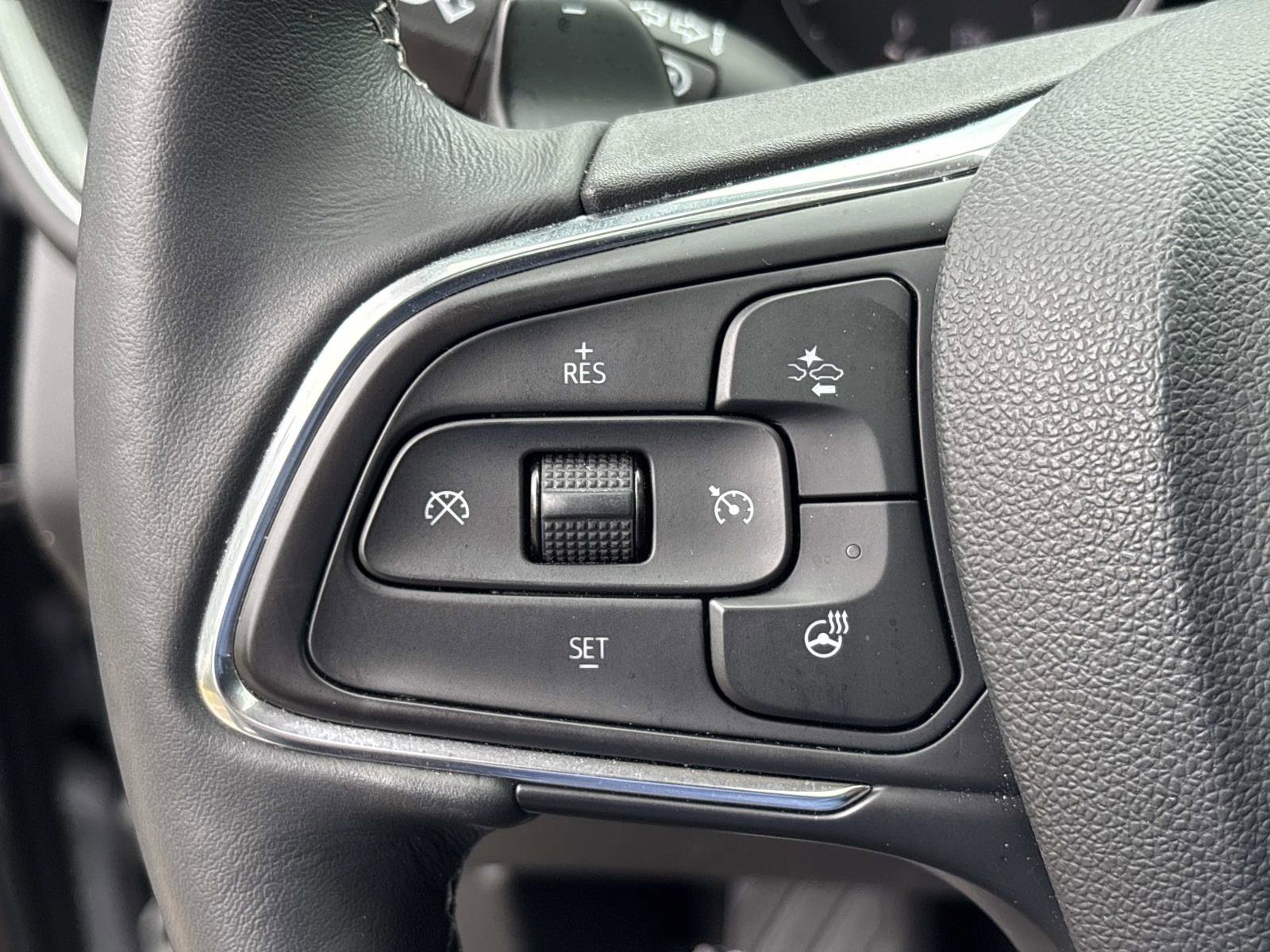 Certified 2023 Buick Envision Essence w/ Sport Touring Package FWD image 19