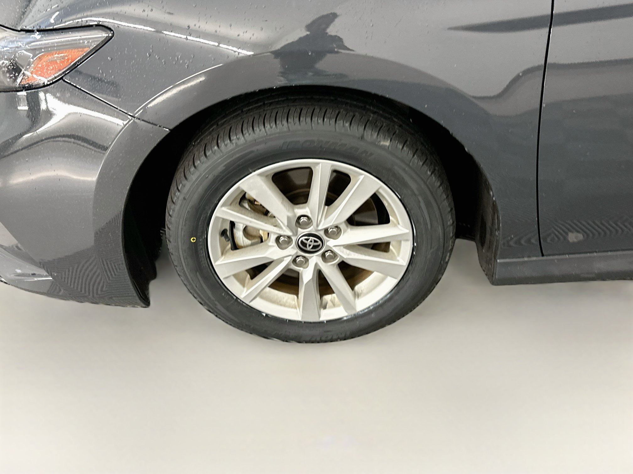 Used 2025 Toyota Camry LE FWD image 11
