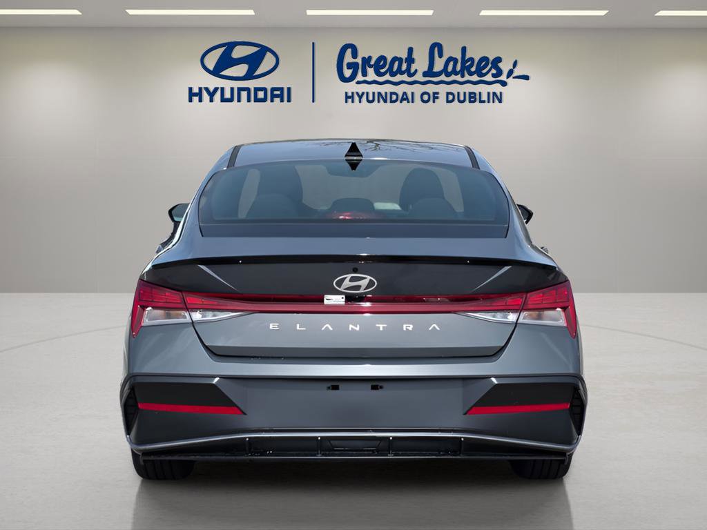 New 2026 Hyundai Elantra SEL Sport Premium FWD image 4