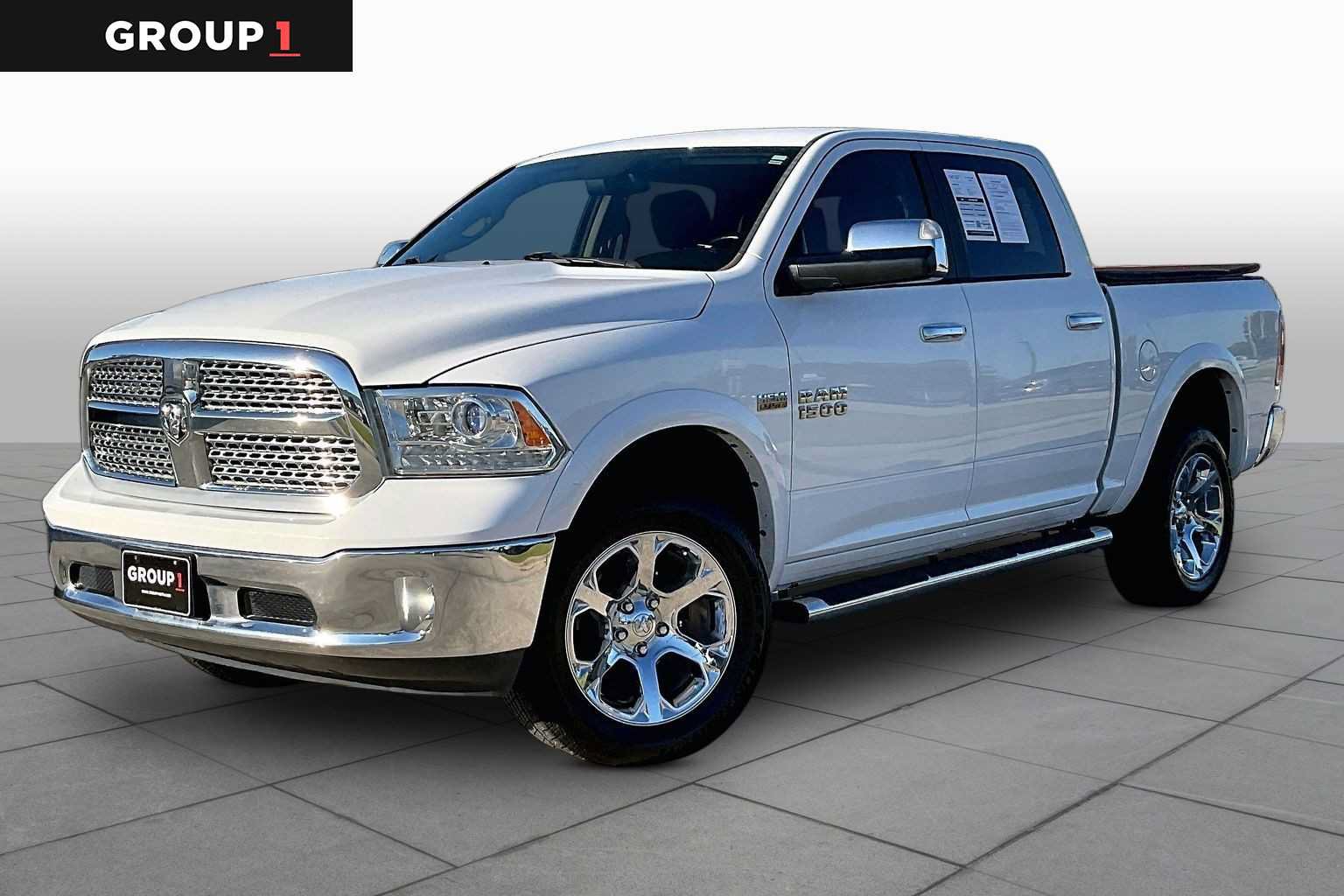 Used 2017 RAM 1500 Laramie AWD/4WD image 1