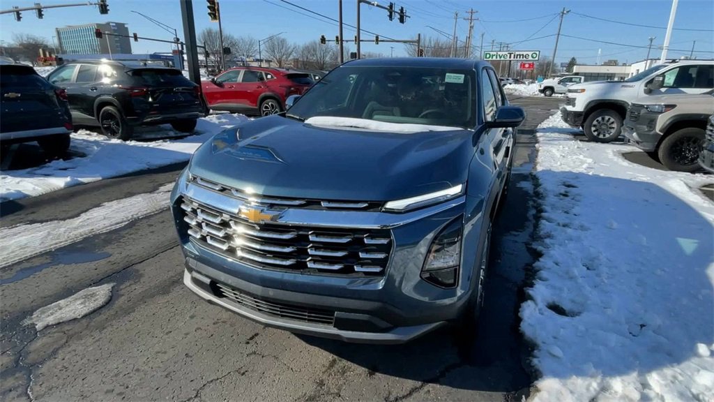 New 2026 Chevrolet Equinox LT w/ Convenience Package II image 5