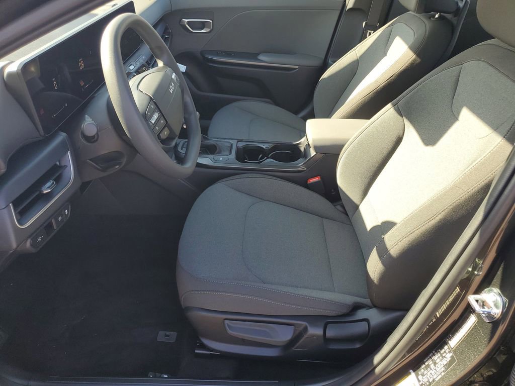 New 2026 Kia K4 LXS image 5