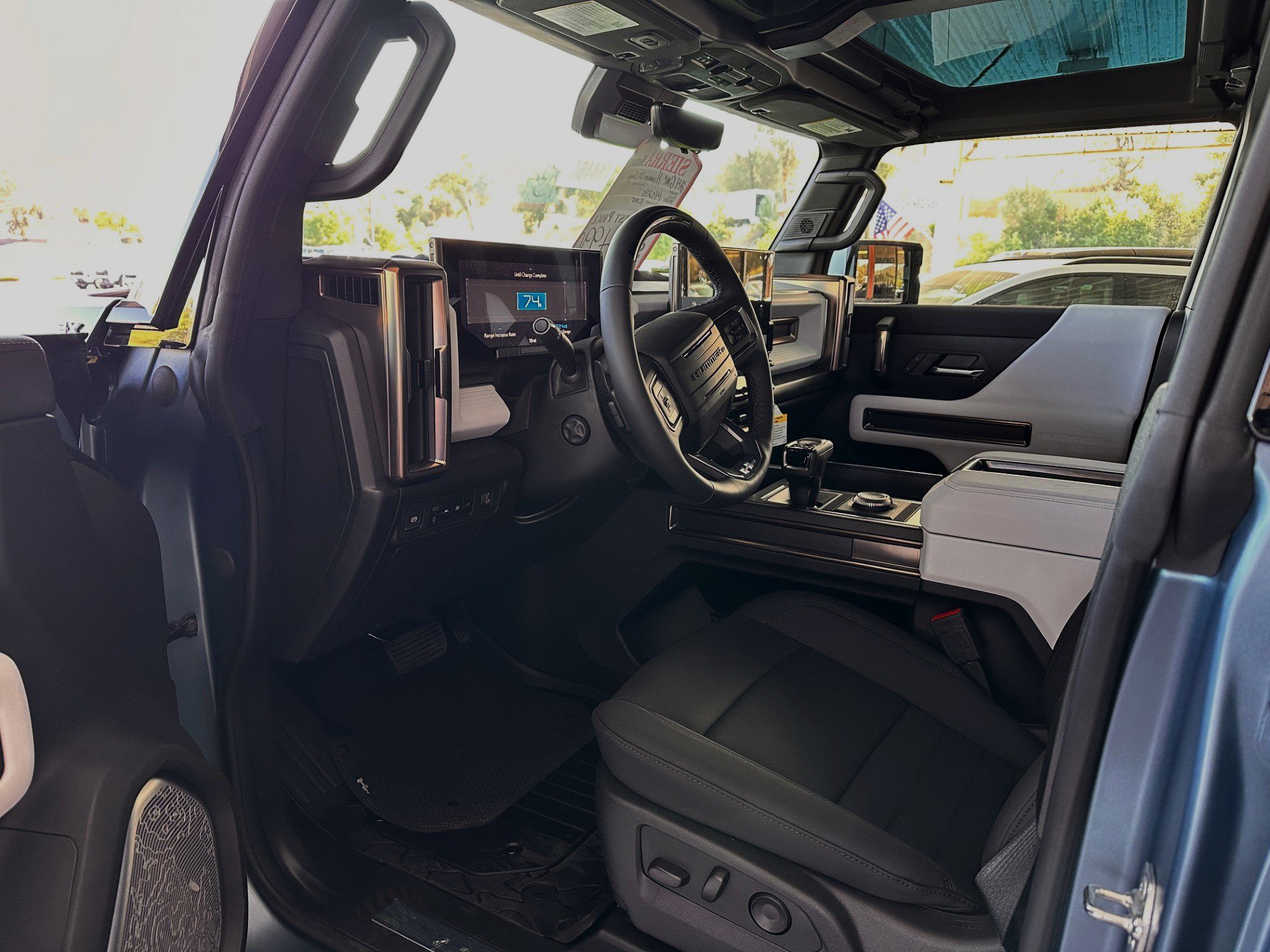 Used 2024 GMC Hummer EV 3X w/ Omega Edition AWD/4WD image 11