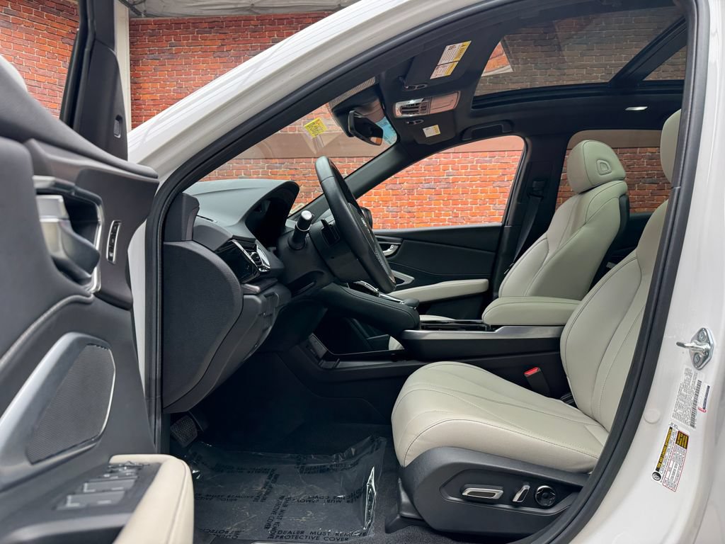 Used 2025 Acura RDX SH-AWD image 23