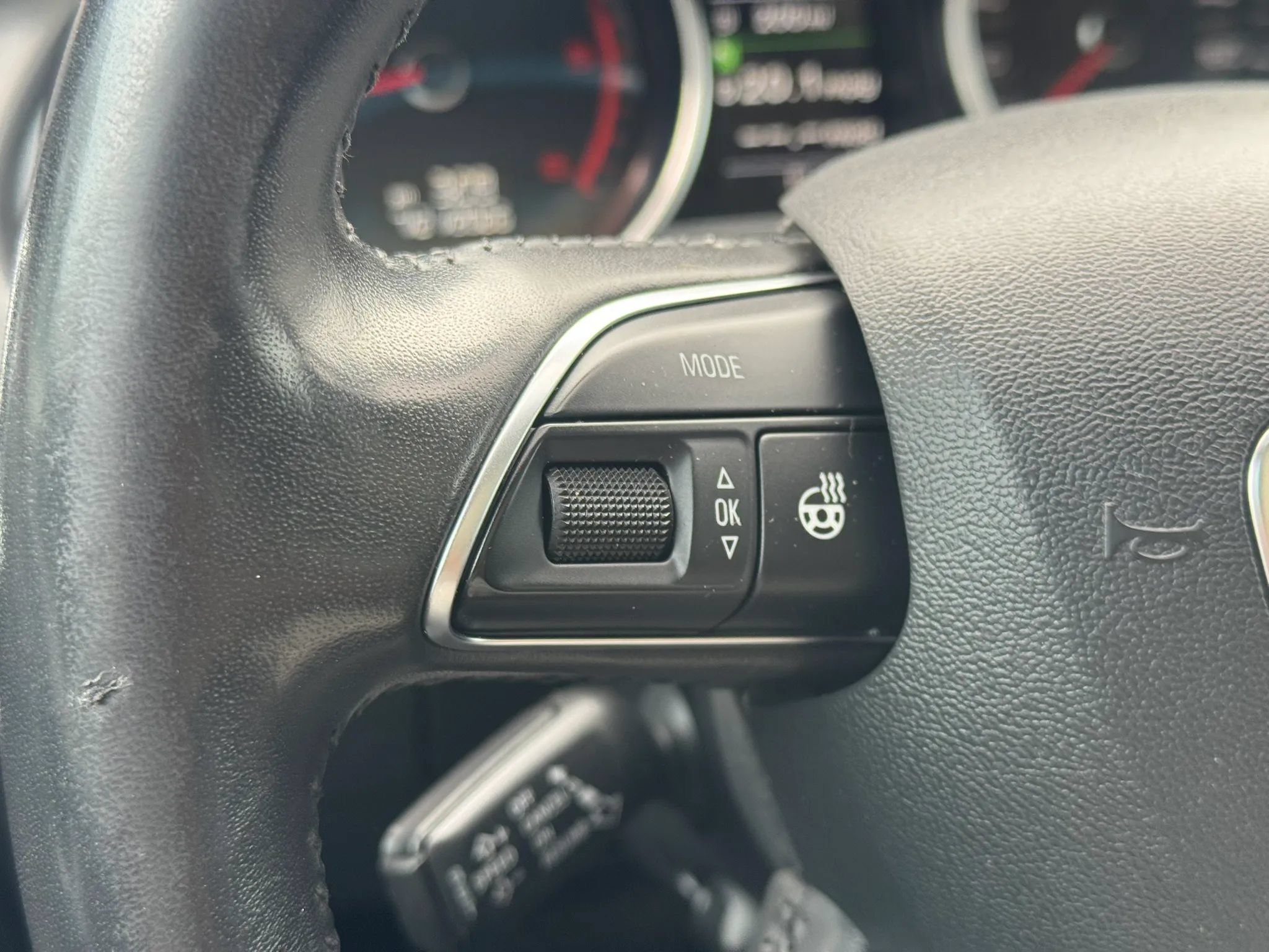 Used 2014 Audi Q7 TDI Premium Plus w/ Premium Plus Package AWD/4WD image 15
