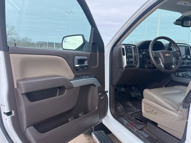 Used 2017 Chevrolet Silverado 1500 LTZ Z71 w/ LTZ Plus Package image 9