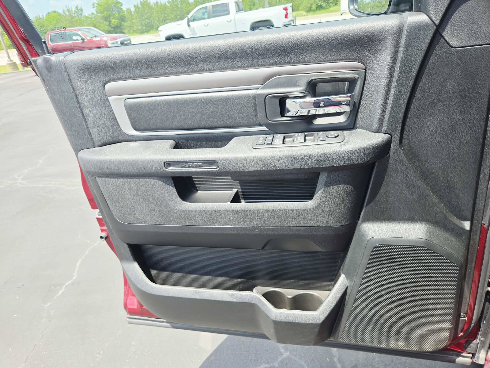 Used 2024 RAM 1500 Warlock AWD/4WD image 34