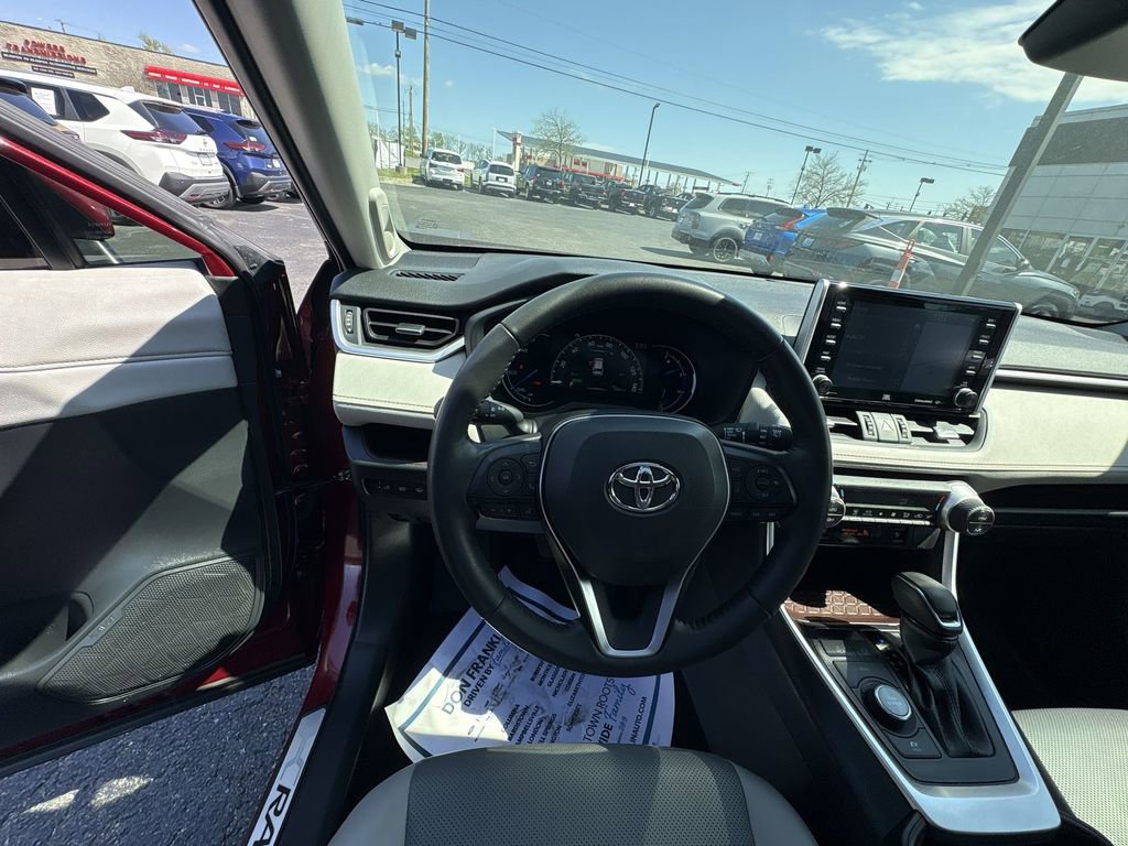 Used 2021 Toyota RAV4 Limited w/ Limited Grade Weather Package image 11