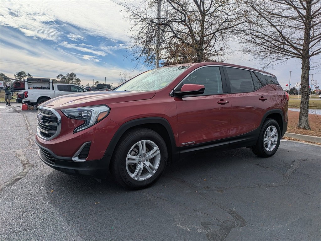 Used 2021 GMC Terrain SLE image 9