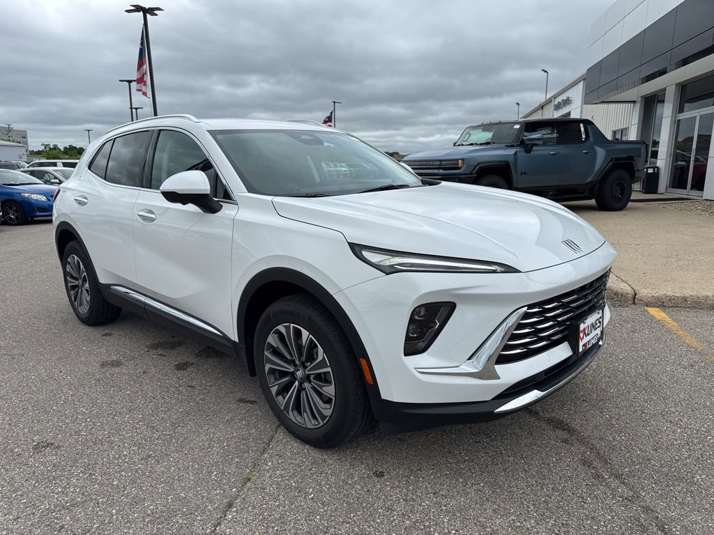 New 2025 Buick Envision Preferred image 2