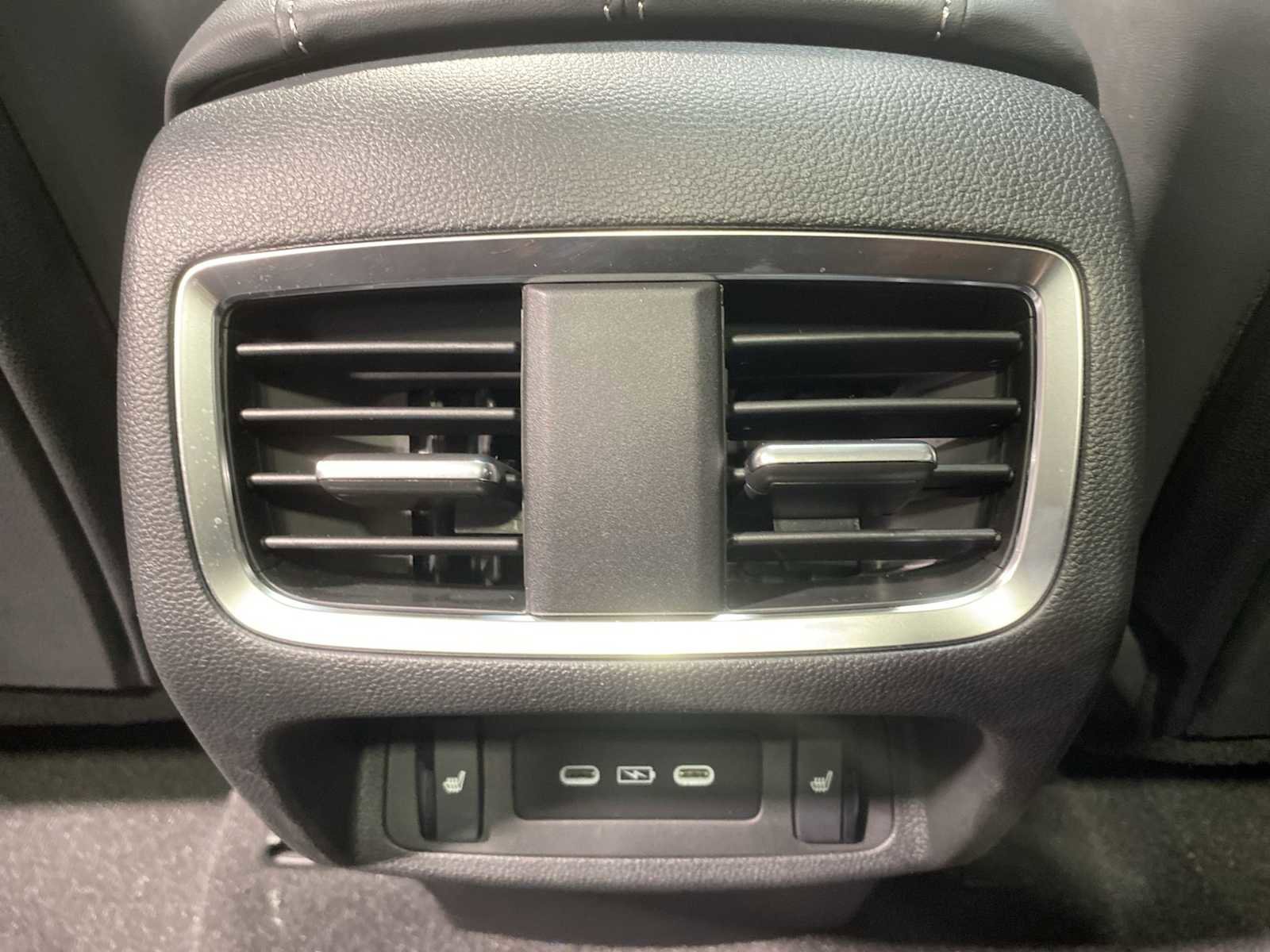 Certified 2025 Acura RDX SH-AWD w/ Advance Package image 25