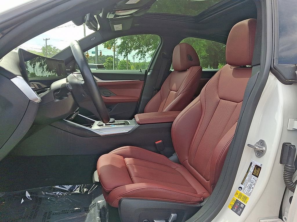 Used 2023 BMW i4 eDrive35 w/ Premium Package RWD image 13