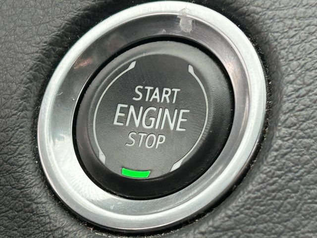 Used 2022 Cadillac XT4 Premium Luxury w/ Safety Alert Package AWD/4WD image 15