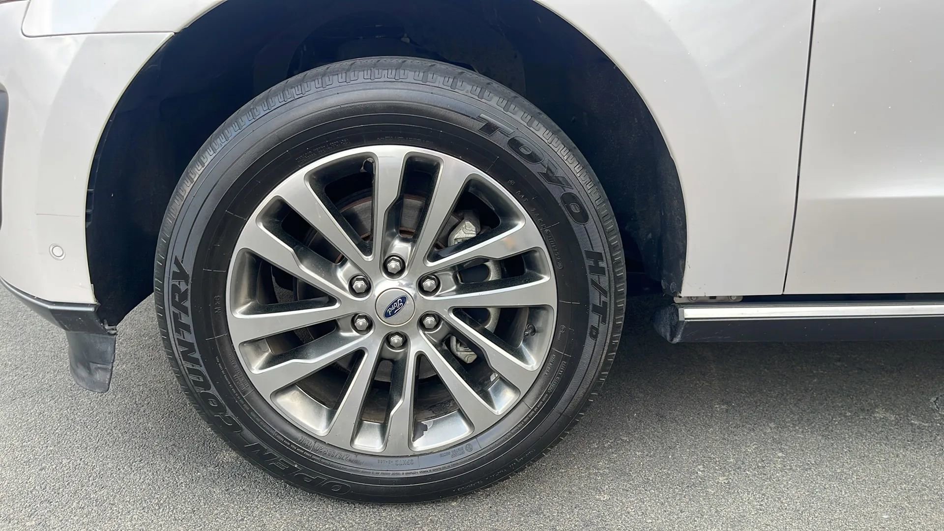 Used 2018 Ford Expedition Max Limited w/ Equipment Group 301A image 3