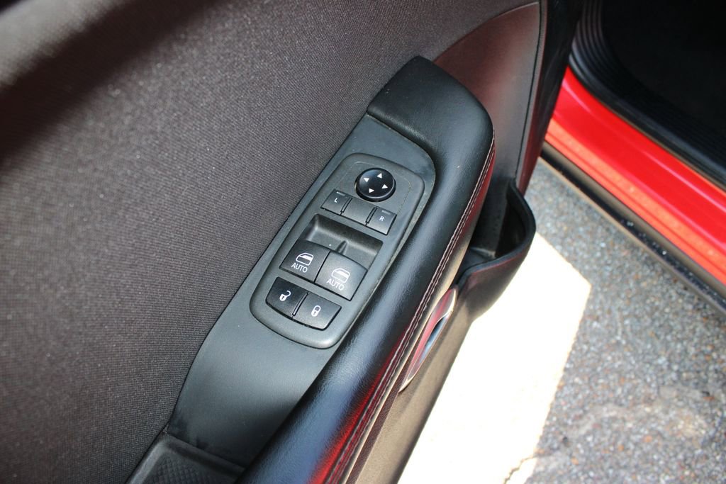 Used 2021 Dodge Challenger SXT image 12