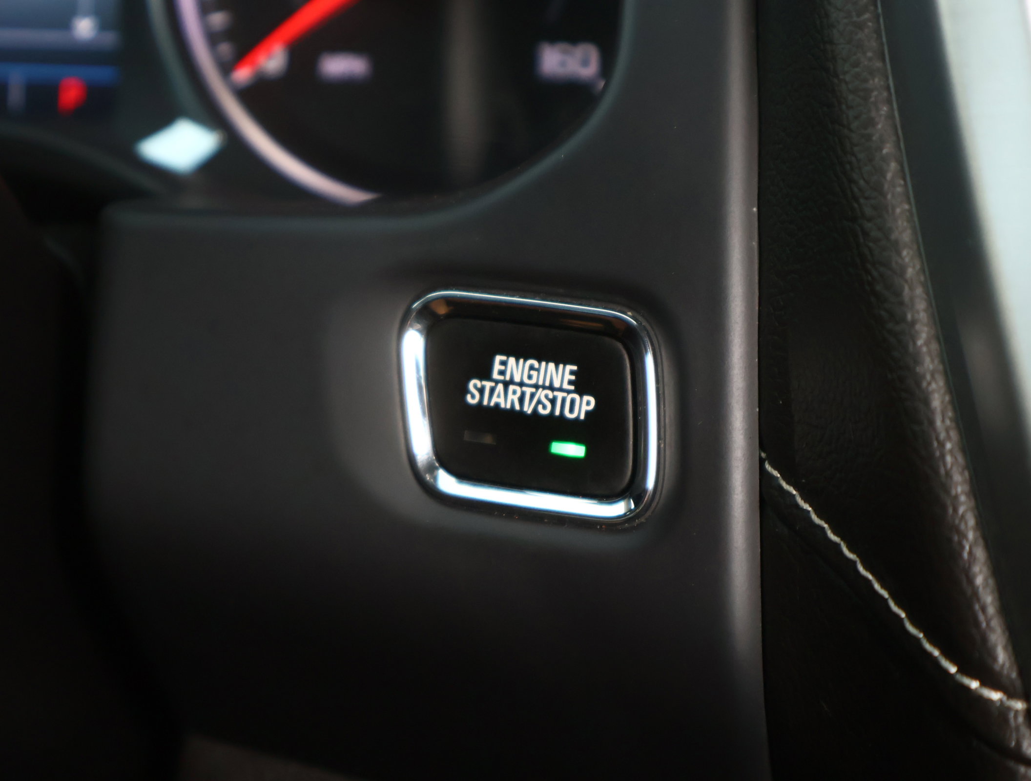 Used 2023 GMC Acadia SLE image 15