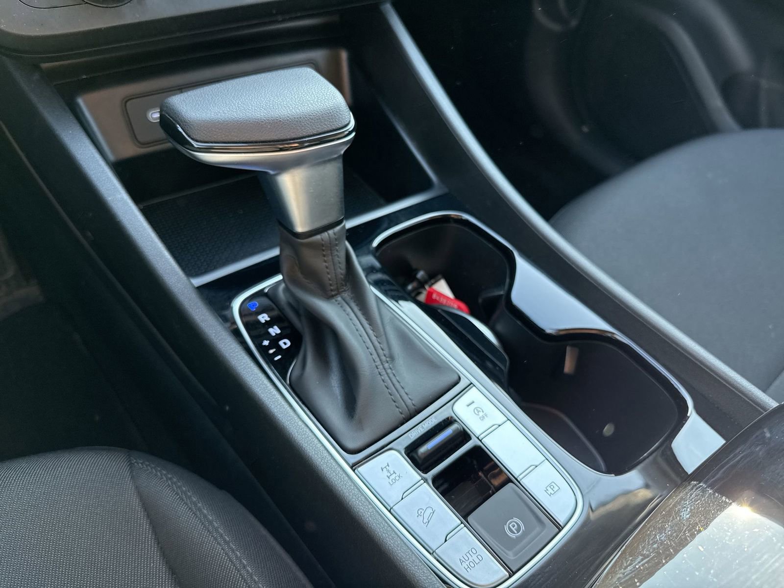 Used 2025 Hyundai Tucson SE image 22