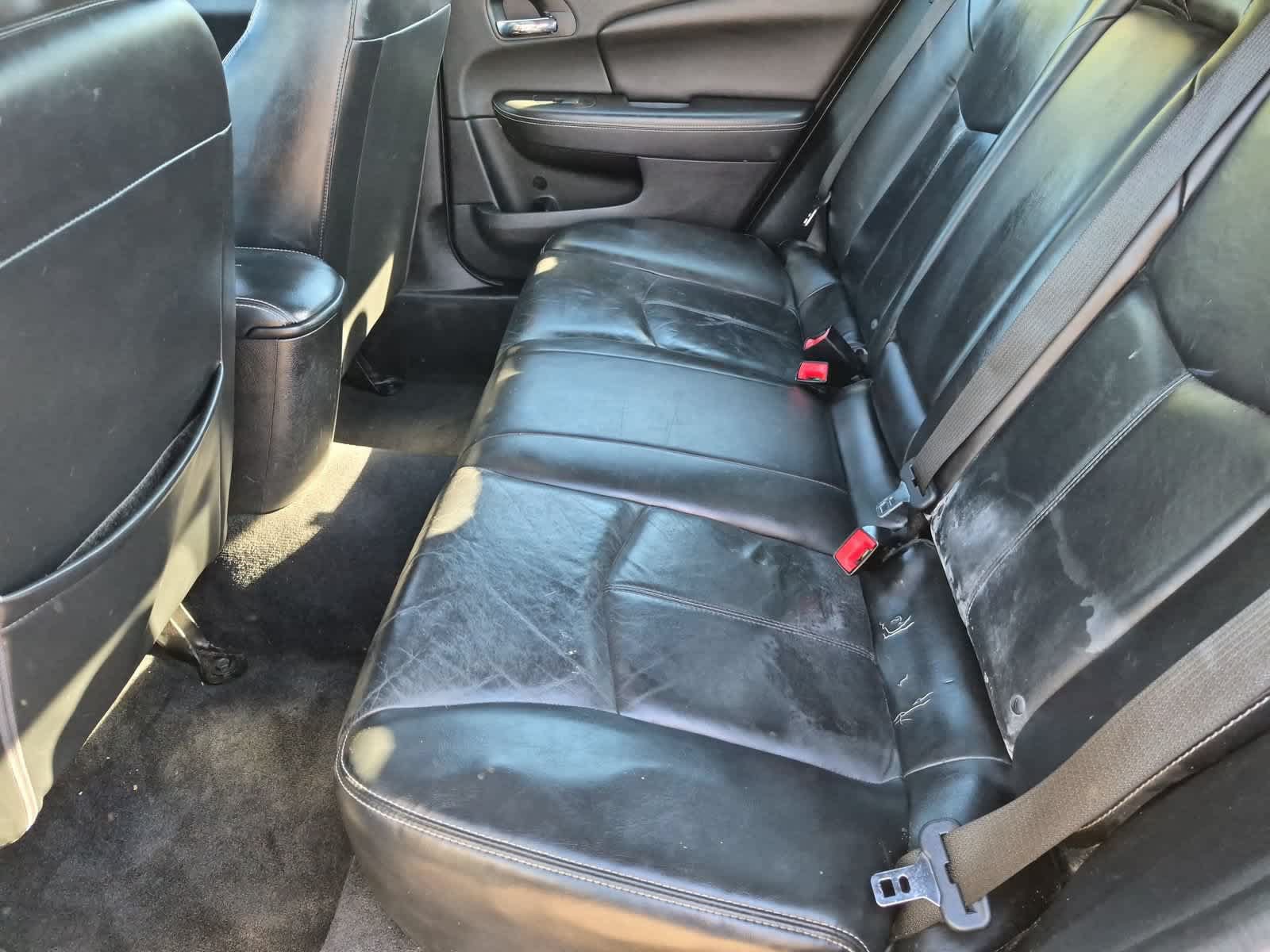 Used 2013 Chrysler 200 Limited FWD image 19
