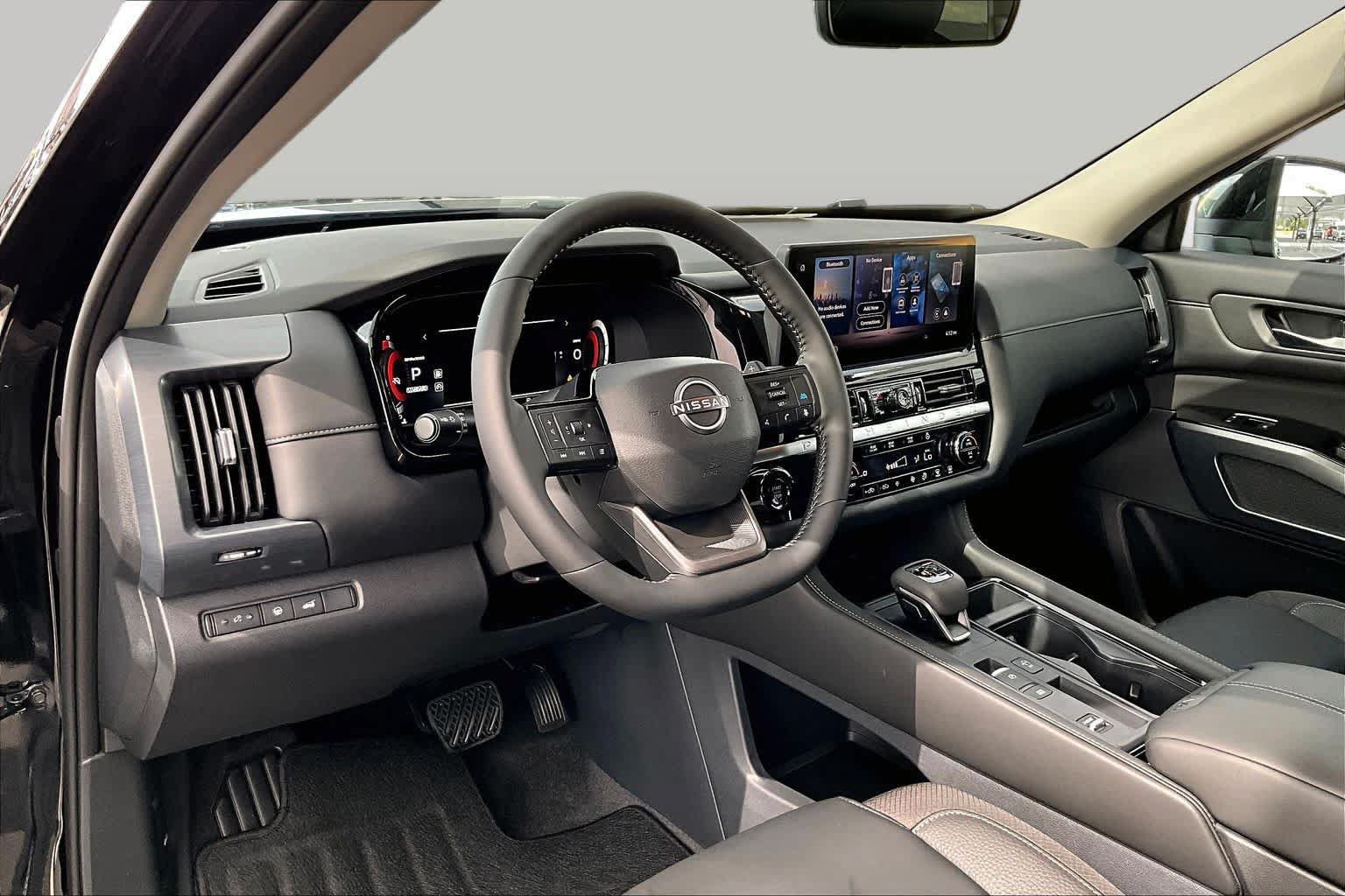 New 2026 Nissan Pathfinder SL FWD image 8