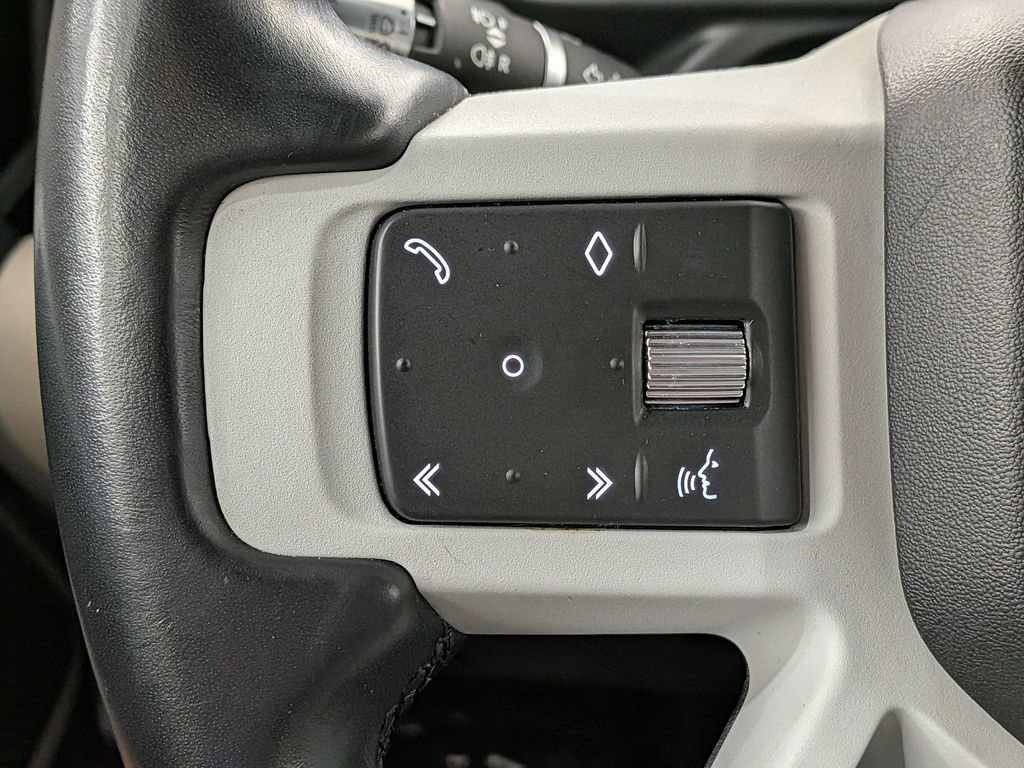 Used 2022 Land Rover Defender 110 X-Dynamic SE AWD/4WD image 19