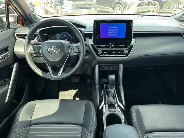 Certified 2024 Toyota Corolla Cross AWD Hybrid w/ Convenience Package image 17