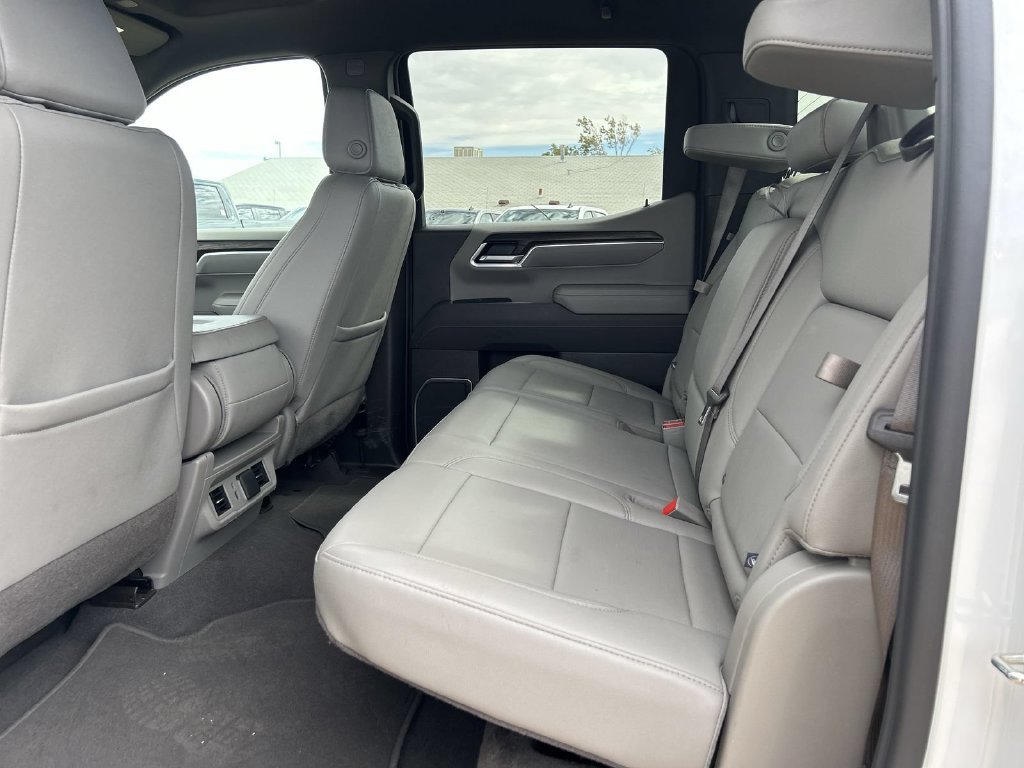 Certified 2026 GMC Sierra 1500 SLT RWD image 23