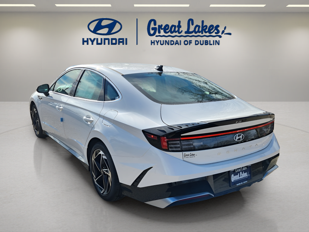 New 2026 Hyundai Sonata SEL FWD image 3
