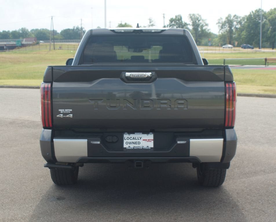 Used 2024 Toyota Tundra Limited AWD/4WD image 3