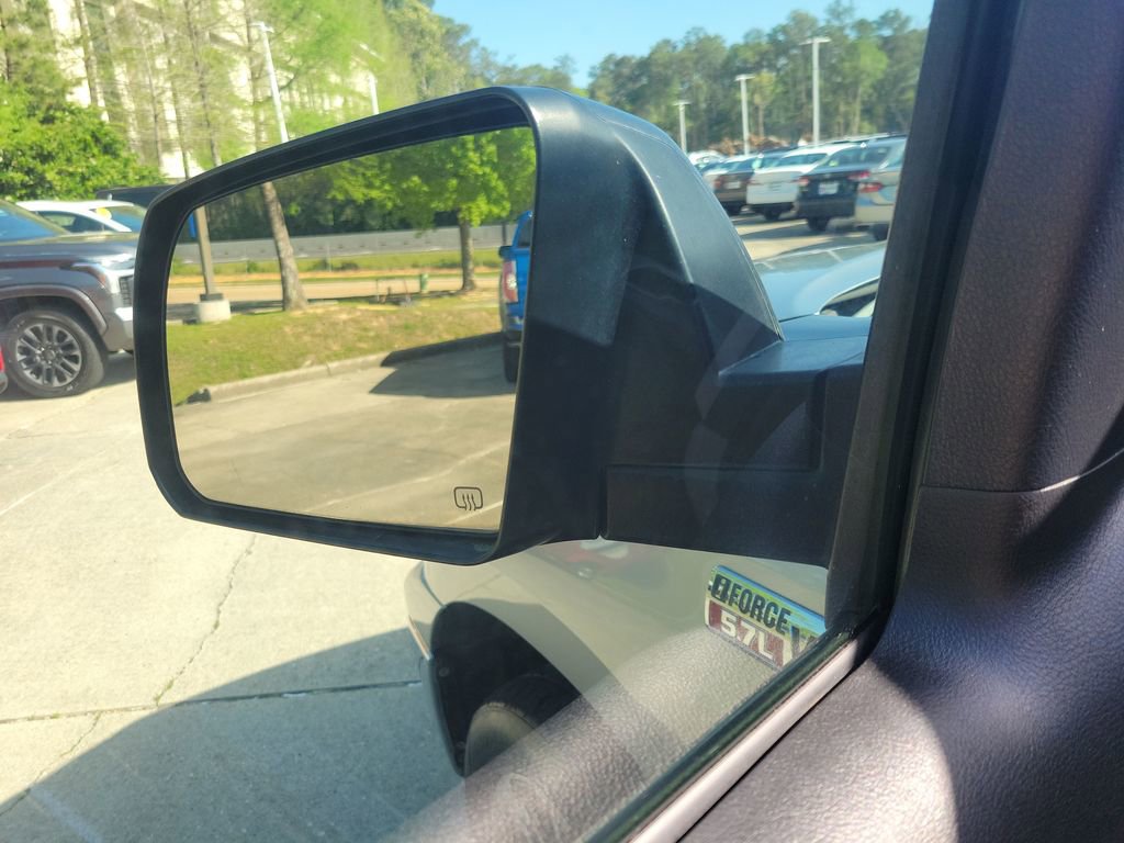 Used 2012 Toyota Tundra SR5 w/ SR5 Pkg image 14