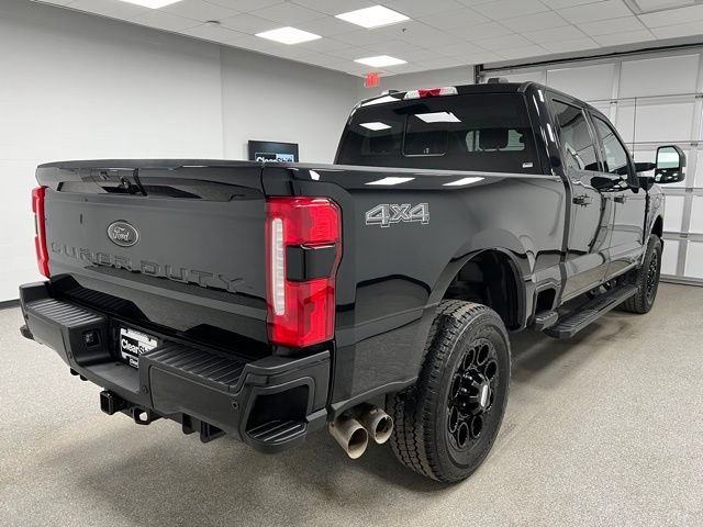 Used 2024 Ford F350 Lariat w/ Black Appearance Package AWD/4WD image 10