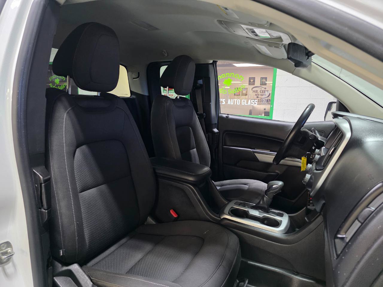 Used 2022 Chevrolet Colorado LT w/ Fleet Safety Package RWD image 21