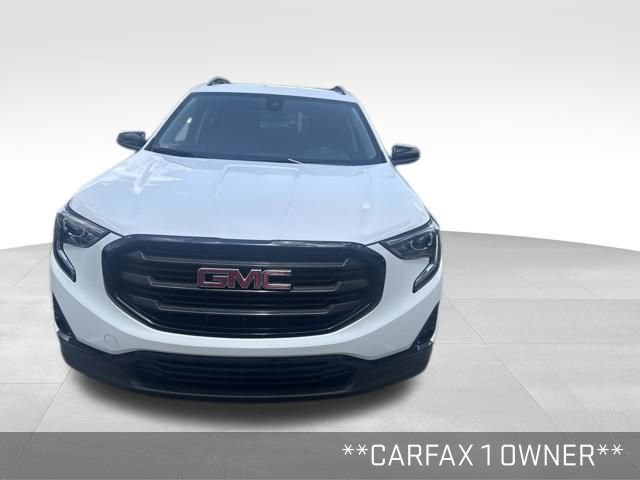 Used 2021 GMC Terrain SLT w/ Infotainment Package II FWD image 2