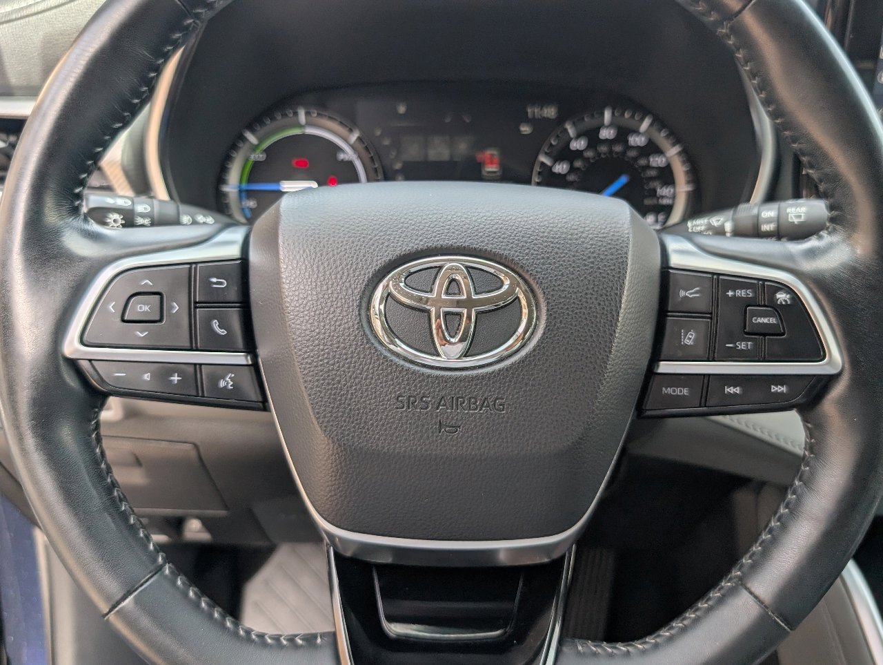 Used 2021 Toyota Highlander Platinum AWD/4WD image 19