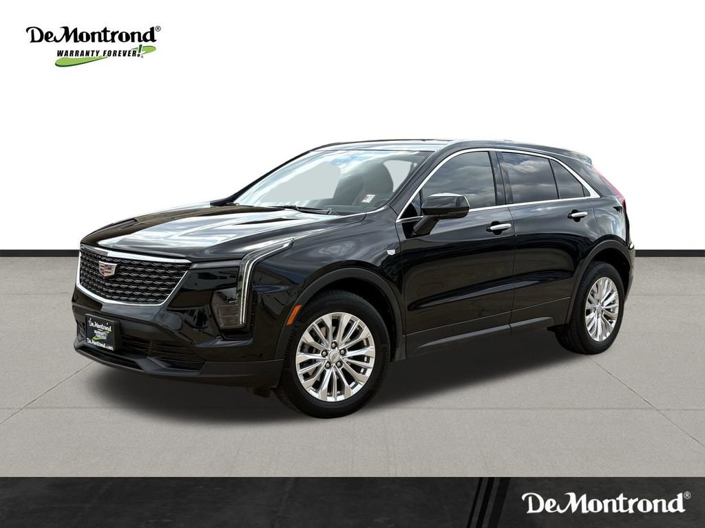 Used 2024 Cadillac XT4 Luxury w/ Cold Weather Package image 1