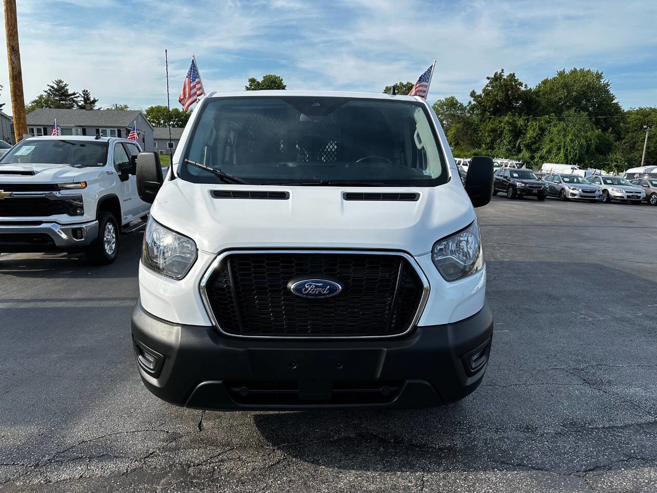 Used 2024 Ford Transit 250 Low Roof w/ Exterior Upgrade Package image 3