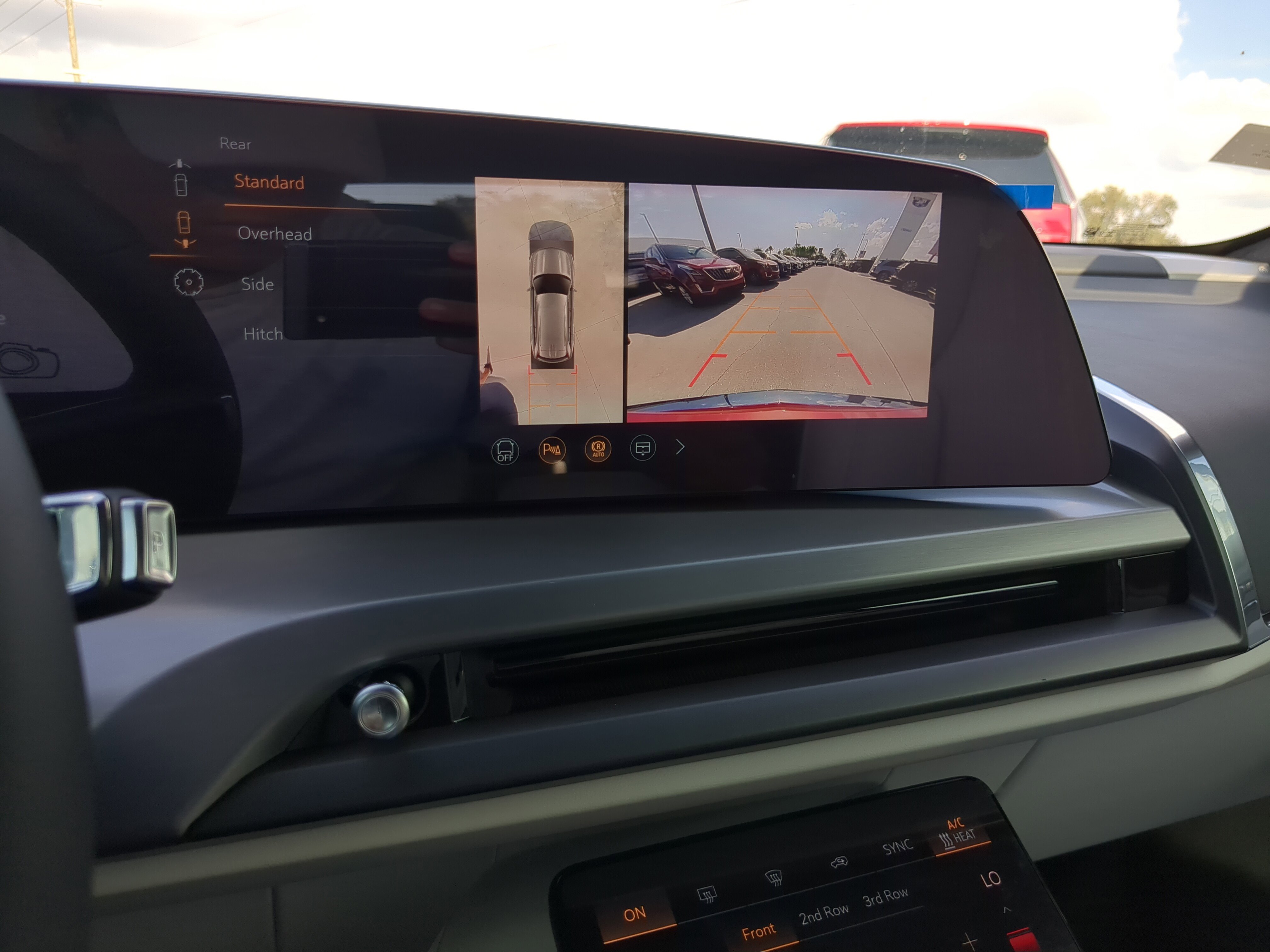 New 2026 Cadillac Vistiq Sport w/ LPO, Floor Liner Package image 23