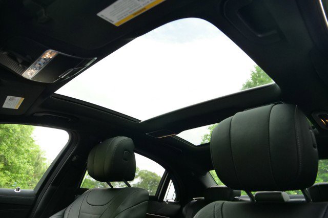 Used 2015 Mercedes-Benz S 550 4MATIC Sedan image 7