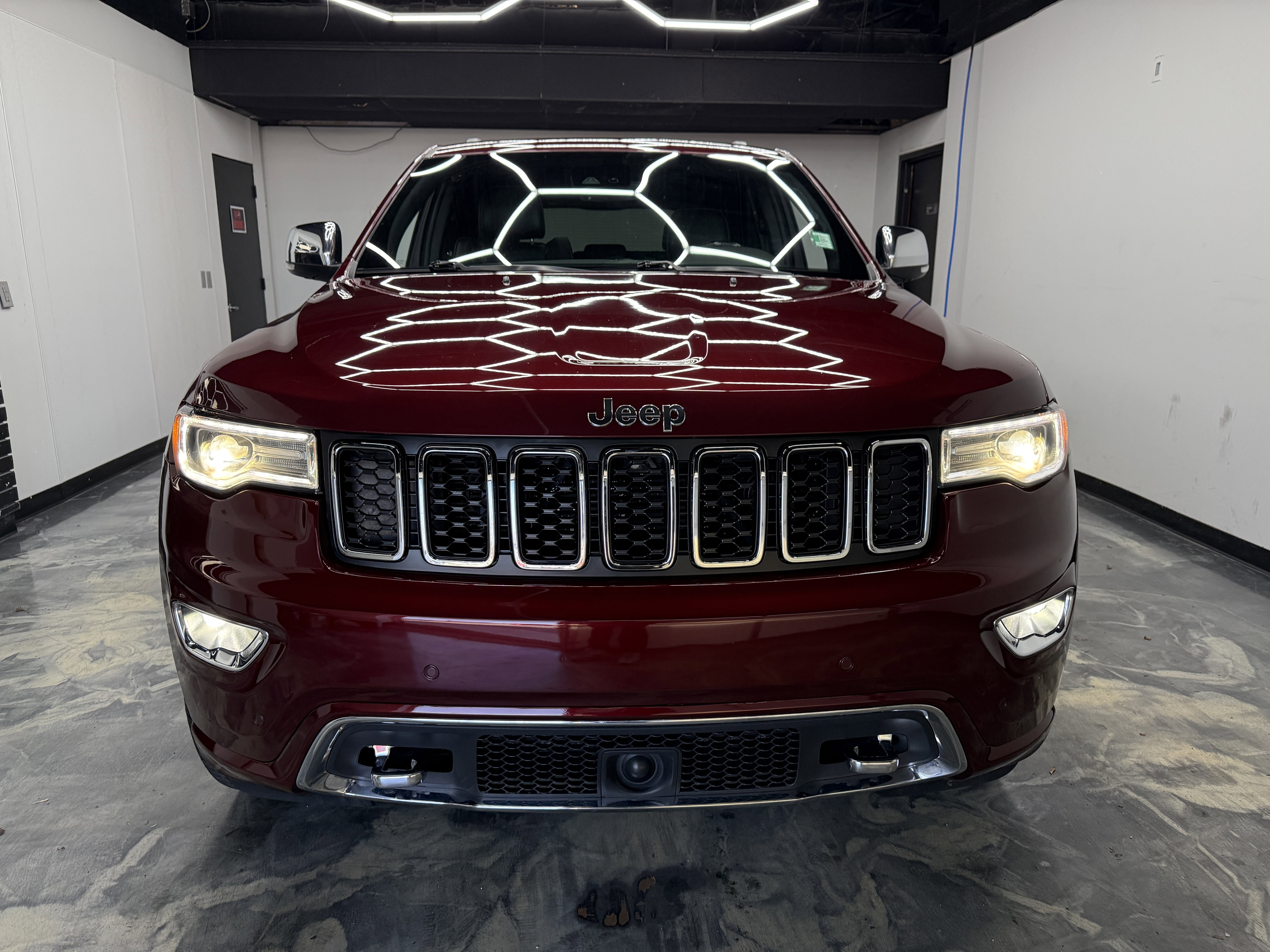 Used 2021 Jeep Grand Cherokee Overland w/ Protech Group AWD/4WD image 7