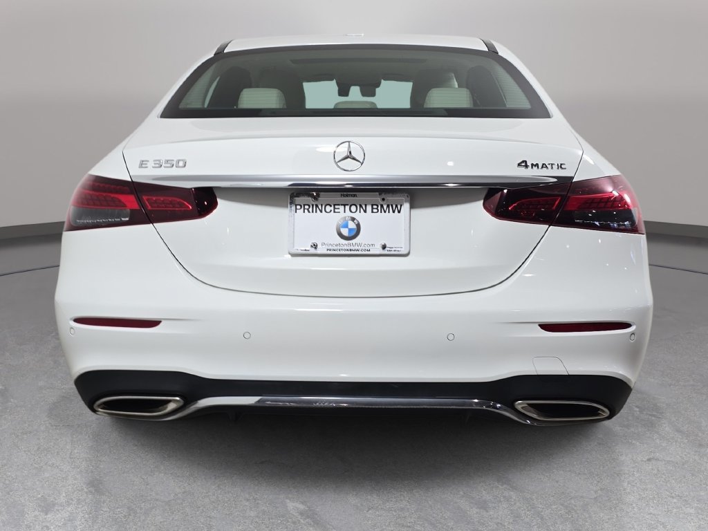 Used 2021 Mercedes-Benz E 350 4MATIC Sedan image 7