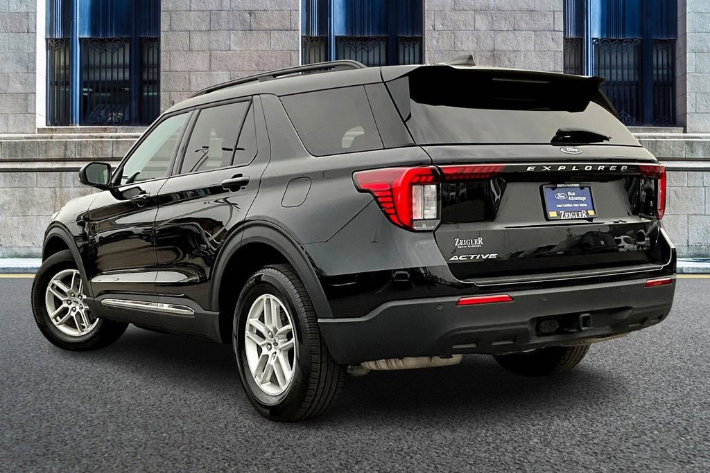 Certified 2025 Ford Explorer Active image 10