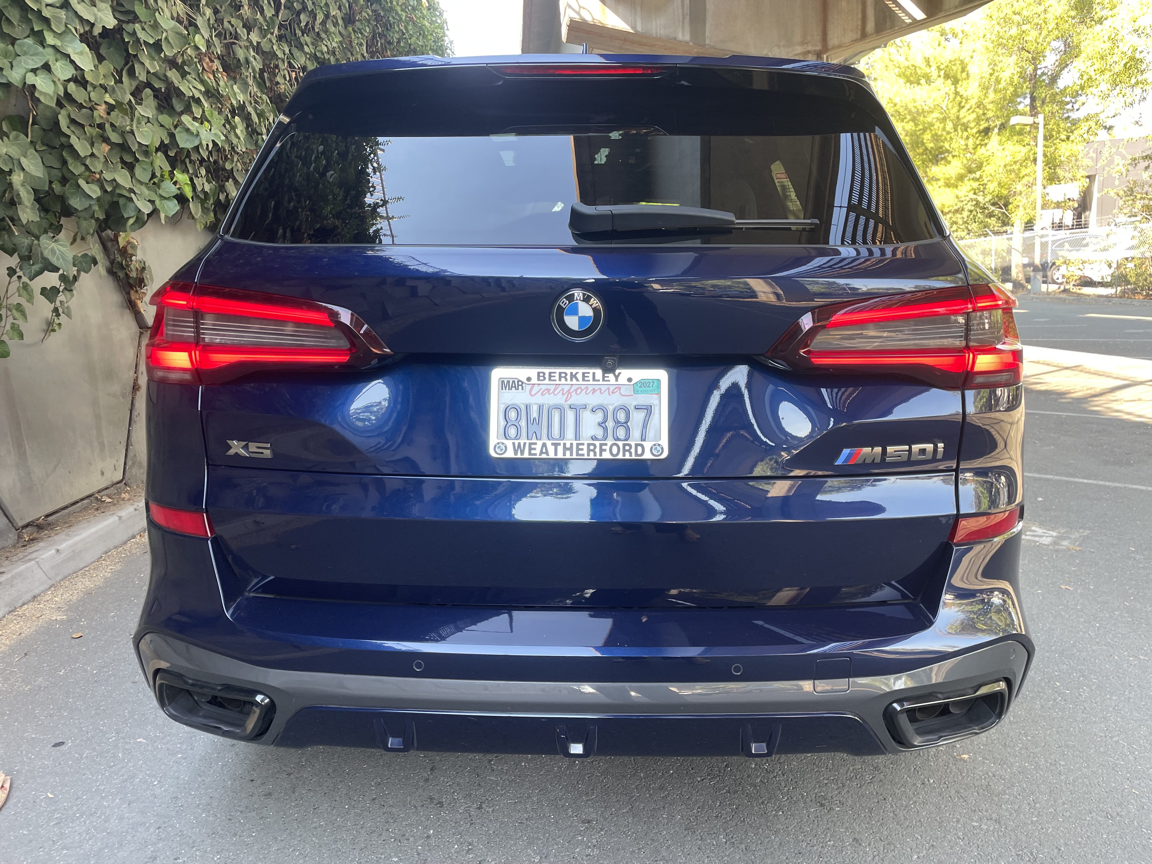 Used 2021 BMW X5 M50i w/ Executive Package AWD/4WD image 18